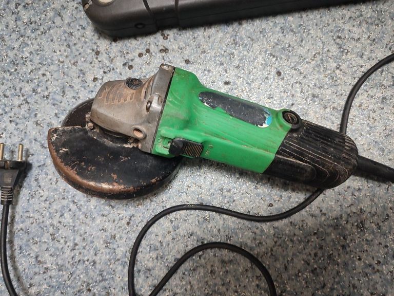 Дешево Hitachi G13SS з ломбарду