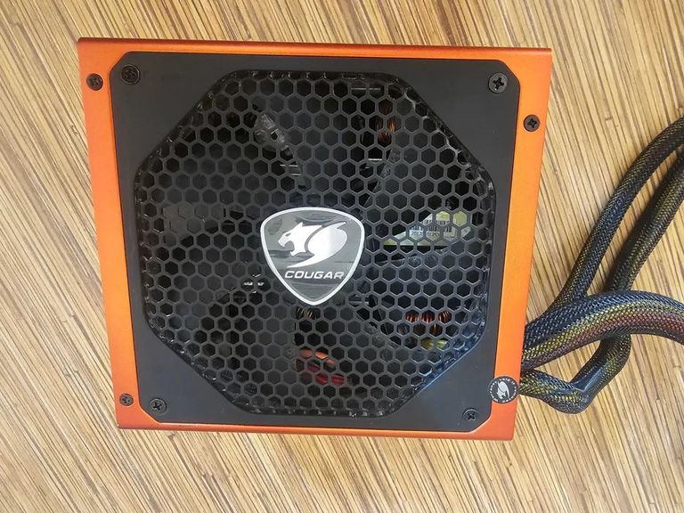 Дешиво Cougar BXM 850, 850W, 80 Plus Bronze с ломбарда