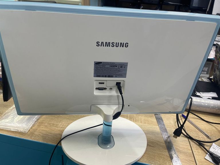 Распродажа Samsung s24d391hl, продавец Техноскарб