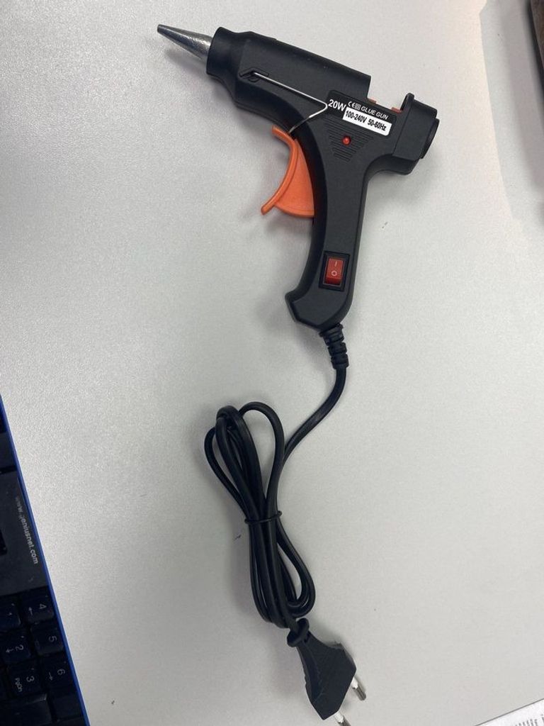 Дешиво Glue Gun без моделі с ломбарда