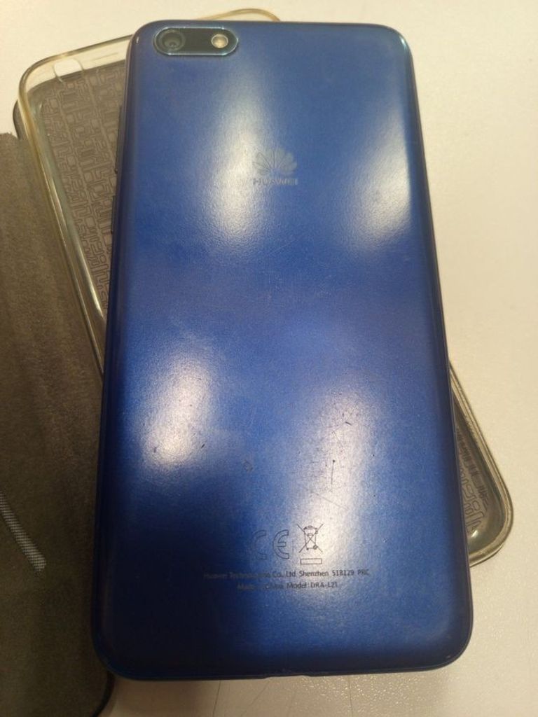 Дешиво Huawei y5 2018 dra-l21 2/16gb с ломбарда
