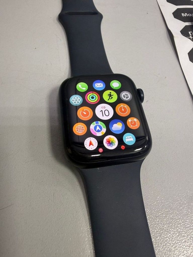 Объявление Apple watch se 2 gps 44mm aluminium case Б/У