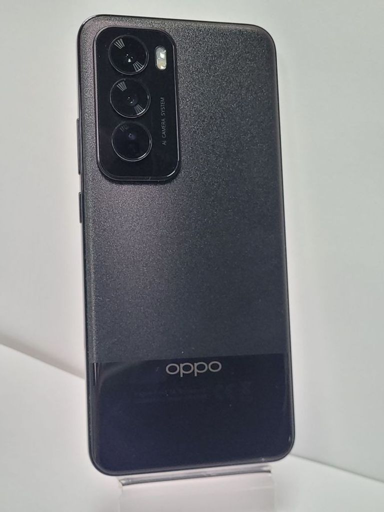 Дешиво Oppo reno12 pro 5g 12/512gb с ломбарда