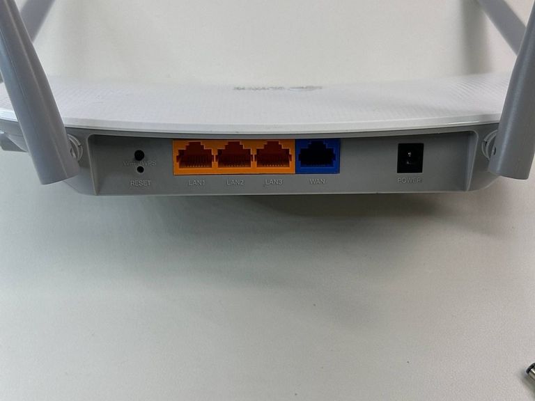 Дешиво Tp-link EC220-G5 с ломбарда