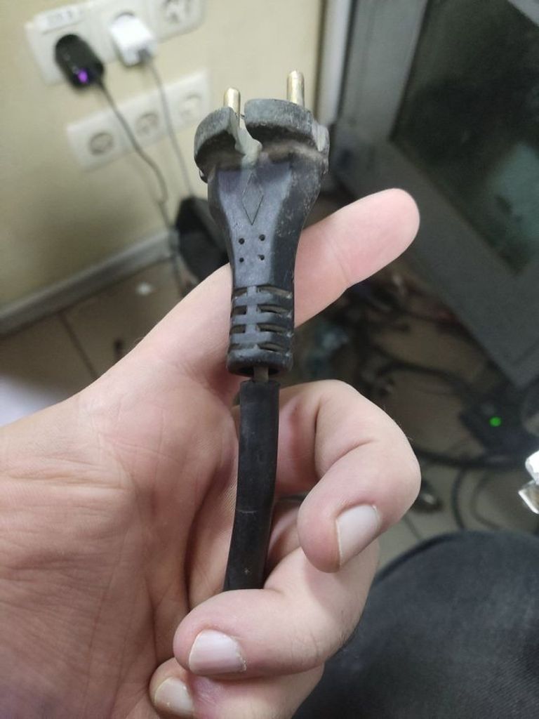 Дешиво Makita HR4001C с ломбарда