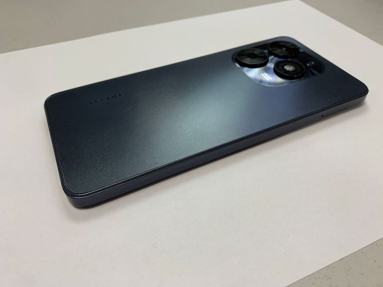 Распродажа Tecno spark go 2024 3/64gb, продавец Техноскарб