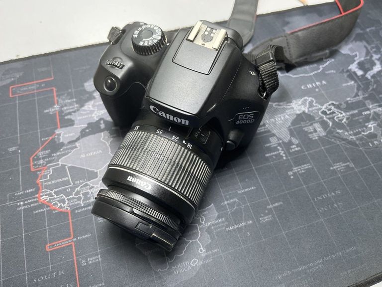 Оголошення Canon eos 4000d + ef-s 18-55mm macro 0-25m 0,8ft Б/У
