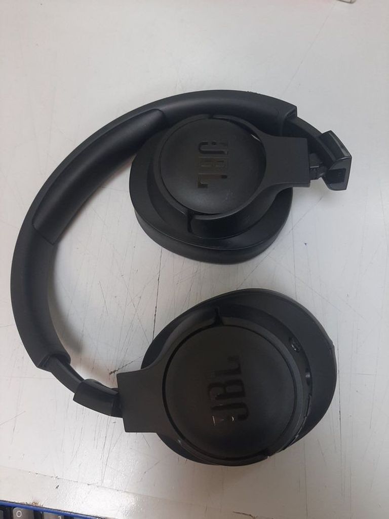 Купить Jbl tune 710 bt Б/У