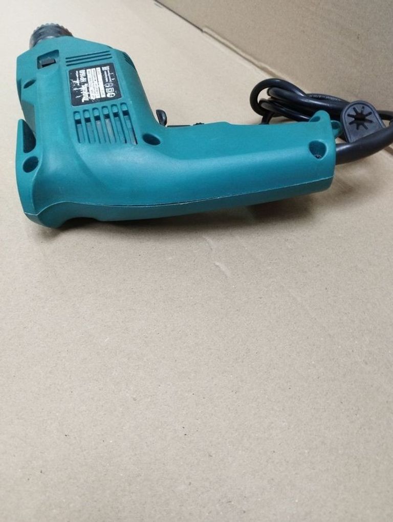 Дешево Makita Копія hp 1640 з ломбарду