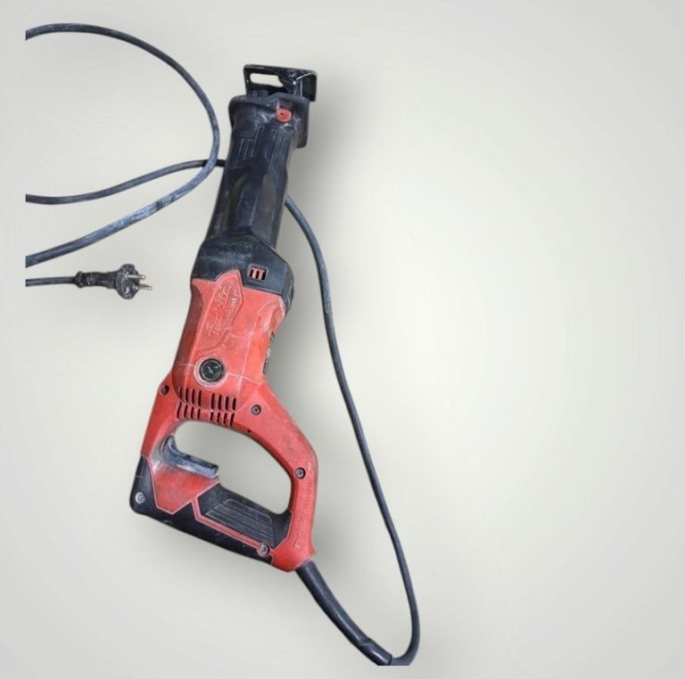 Дешево Makita M4501 з ломбарду