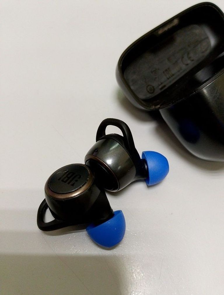 Купити Jbl live 300 tws Б/У