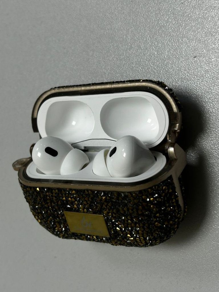 Оголошення Apple airpods pro 2nd generation magsafe Б/У