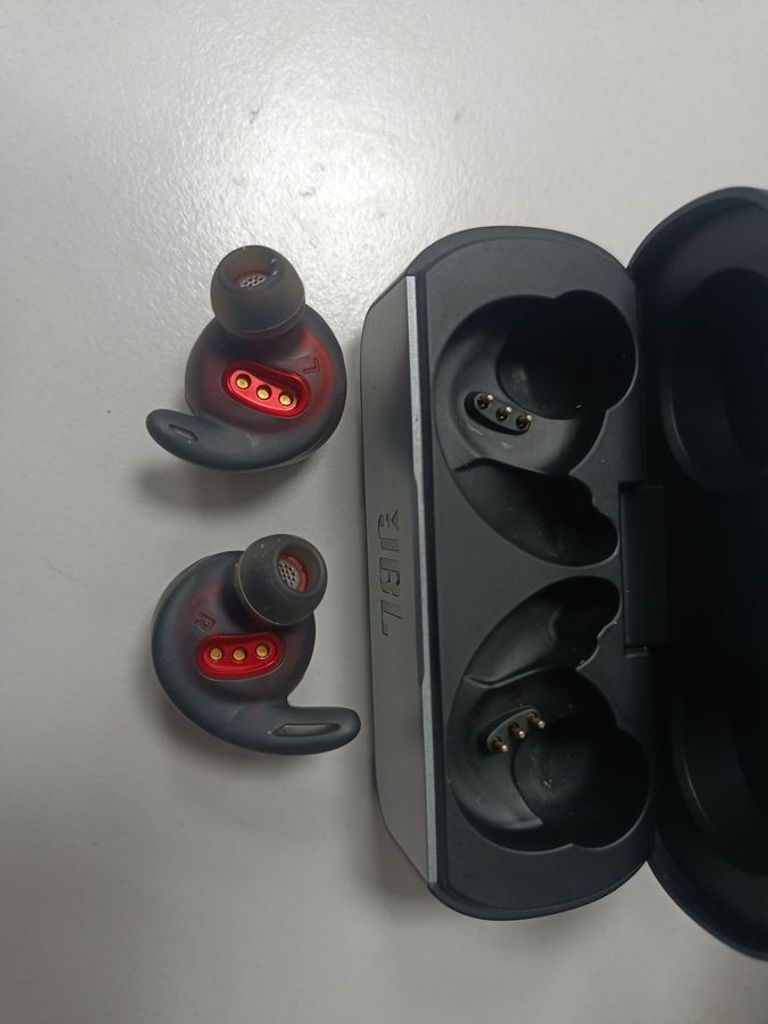 Купить Jbl reflect flow Б/У