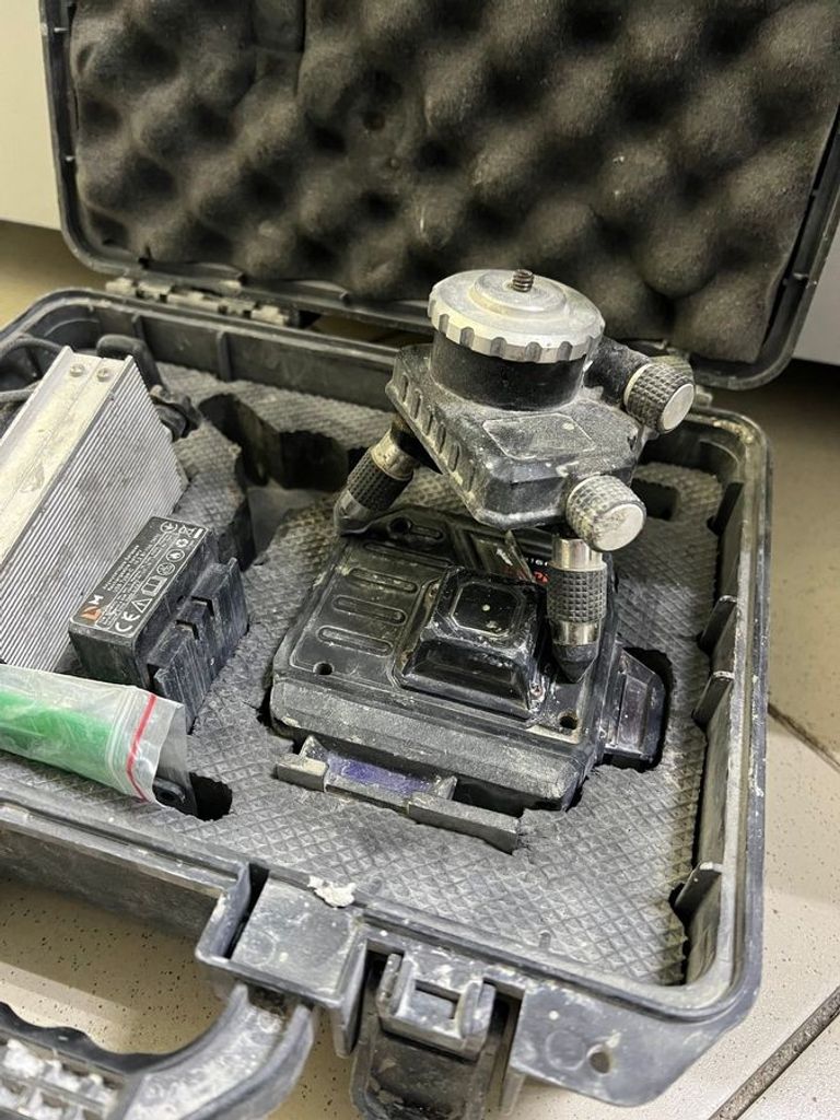 Дешево Dnipro-M ml-816g з ломбарду