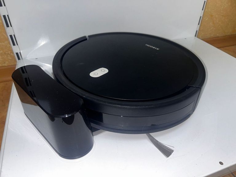 Дешево Xiaomi Mi Robot Vacuum E5 White з ломбарду