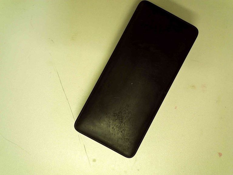 Дешево Baseus без моделі з ломбарду