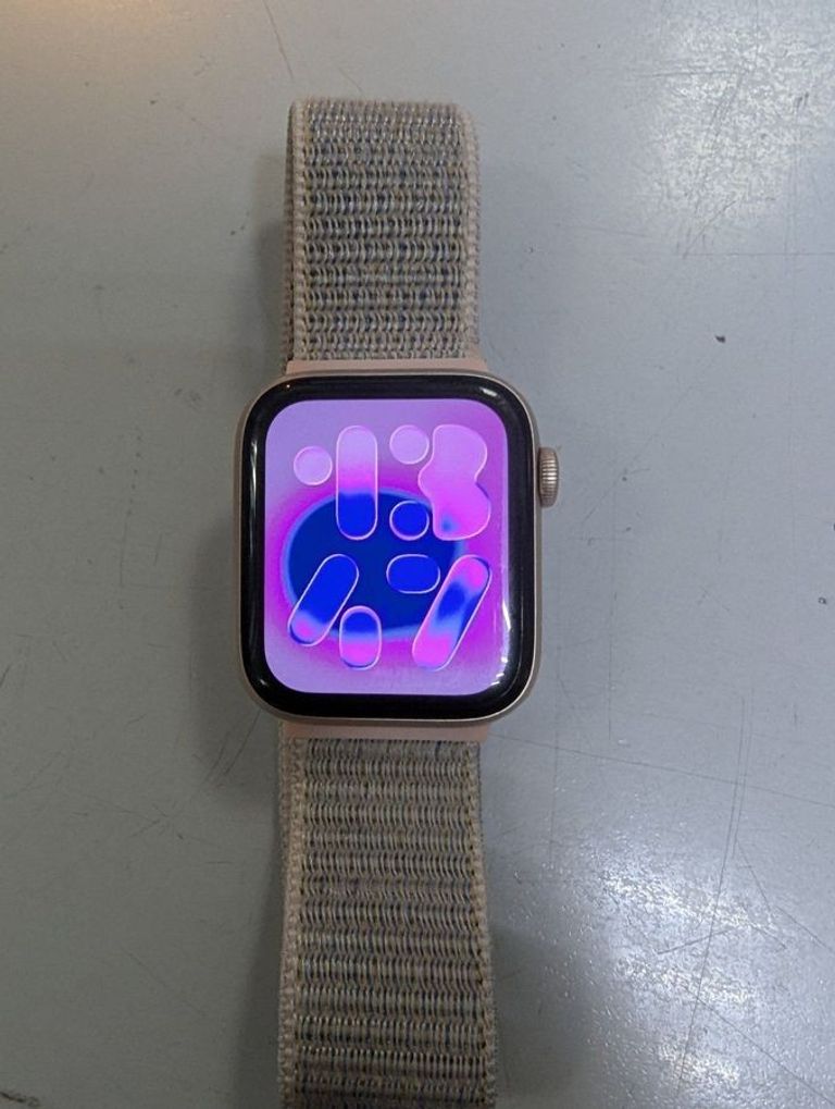 Купити Apple watch series 6 gps 44mm aluminum case Б/У