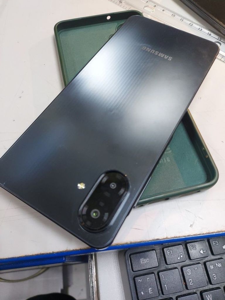 Оголошення Samsung galaxy a07 4/128gb Б/У