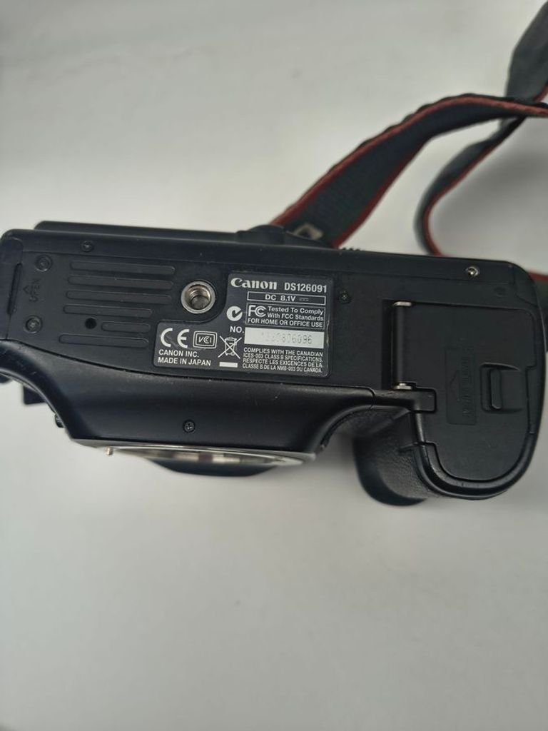 Canon EOS 5D Mark IV kit (24-105mm f/4) L II IS USM (1483C030) Код:01-200910244. Зображення 8