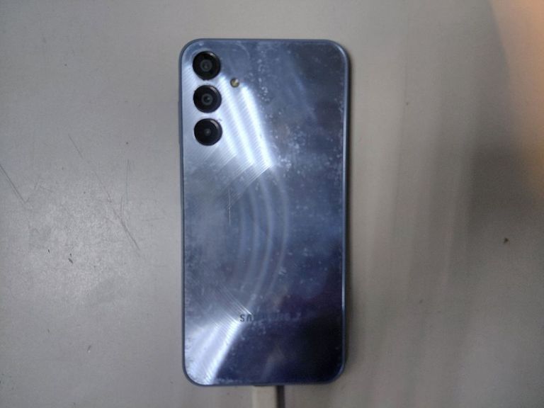 Оголошення Samsung galaxy a15 sm-a155f 4/128gb Б/У