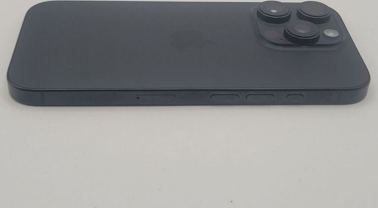 Apple iphone 16 pro 256gb Код:01-200918382. Изображение 7