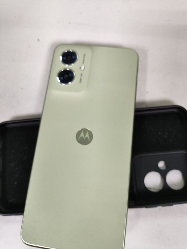 Дешево Motorola moto g55 8/256gb з ломбарду