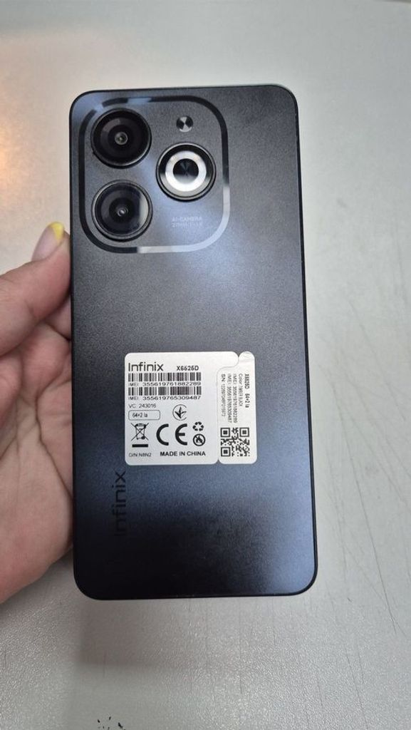 Дешево Infinix smart 8 2/64gb з ломбарду