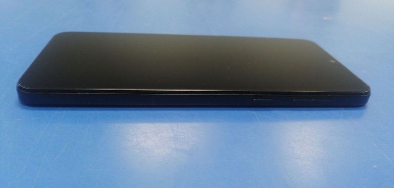 Розпродаж Motorola moto e13 2/64gb, продавець Техноскарб