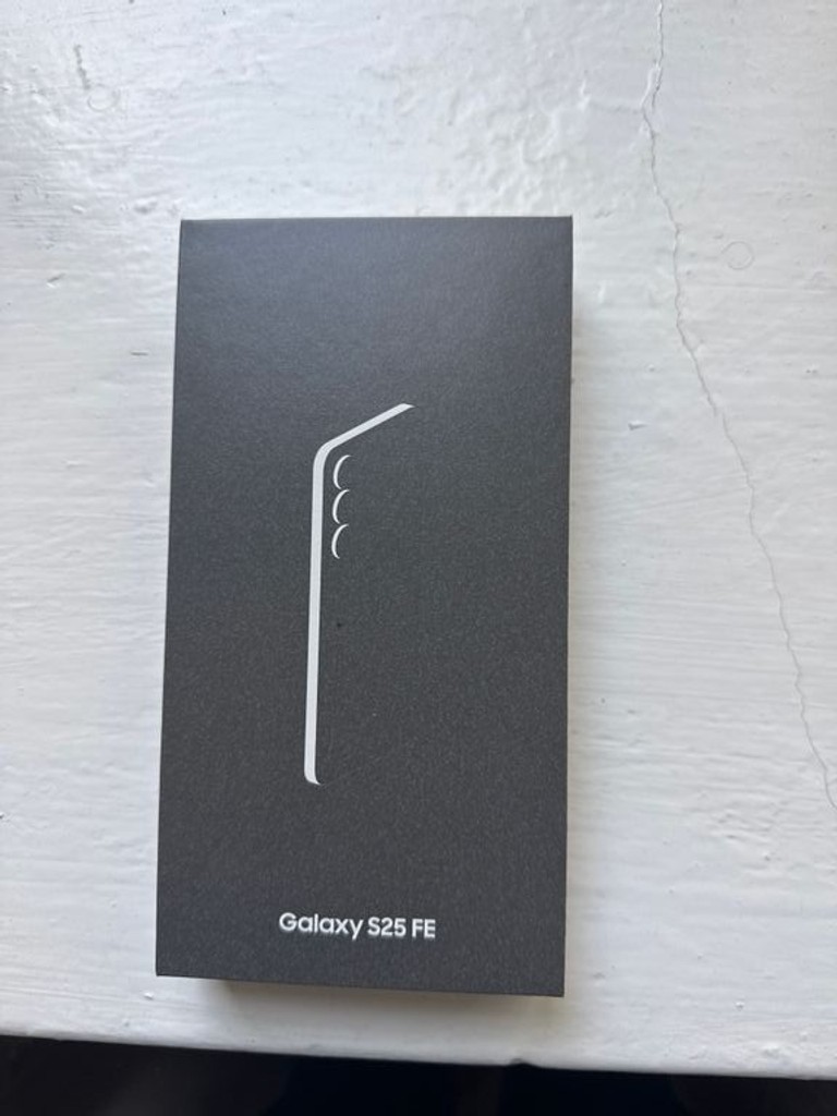 Дешево Samsung Galaxy S25 FE 8/256GB Navy (SM-S731BDBG) з ломбарду