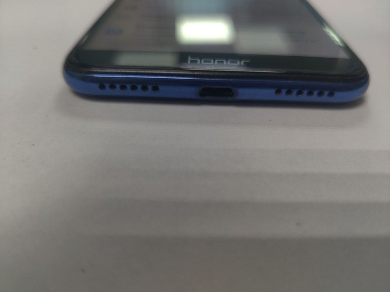 Дешиво Honor 7C 3/32GB Blue с ломбарда