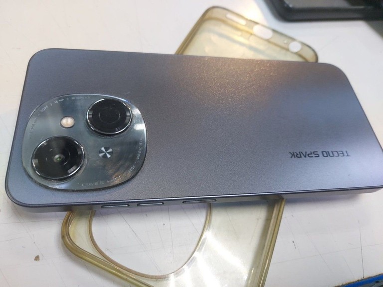 Дешево Tecno spark go 1 kl4 3/128gb з ломбарду