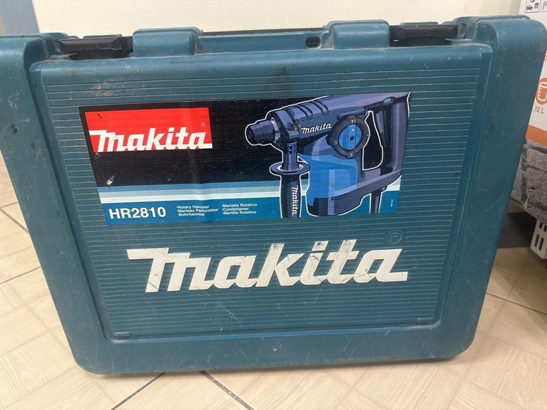 Распродажа Makita HR2810, продавец Техноскарб