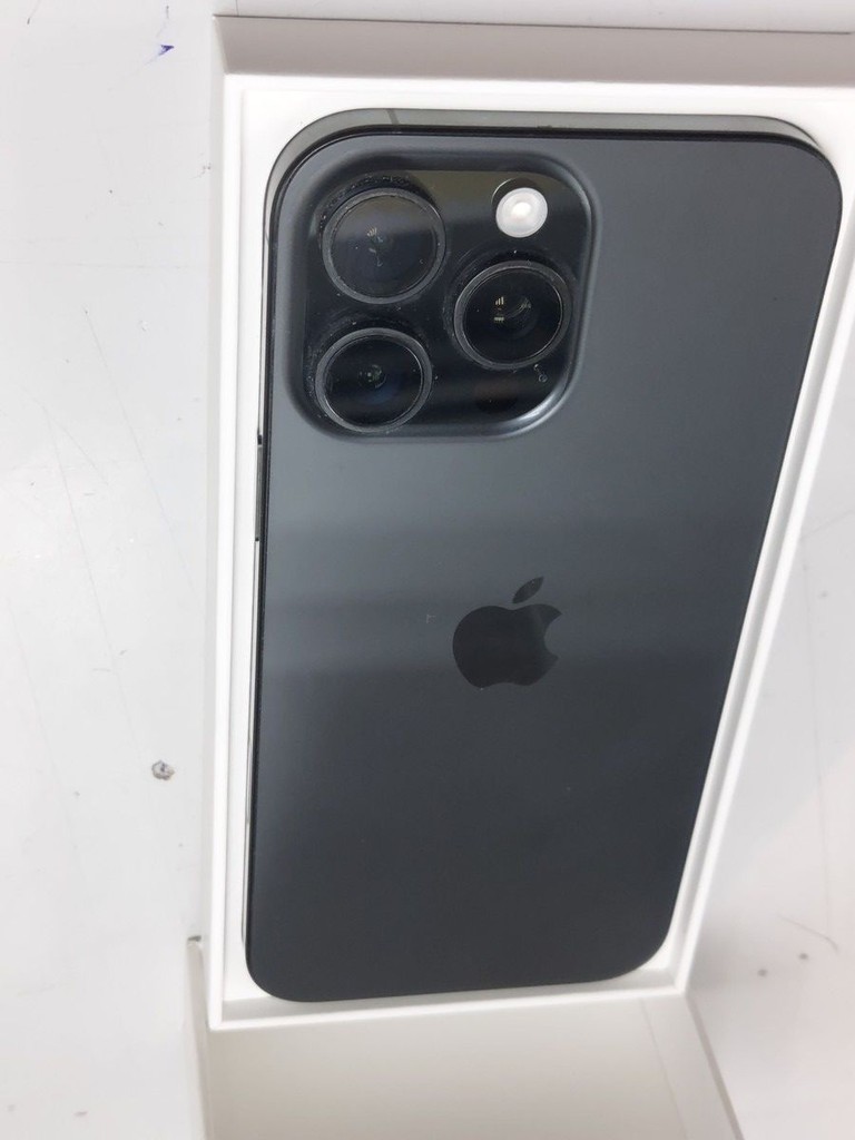 Apple iphone 16 pro max 1tb Код:01-200929284. Изображение 6