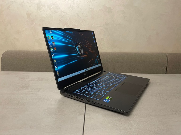 Дешиво MSI Cyborg 15 A12VE, 15,6  с ломбарда