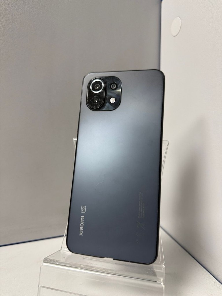 Дешиво Xiaomi mi 11 lite 5g 6/128gb с ломбарда