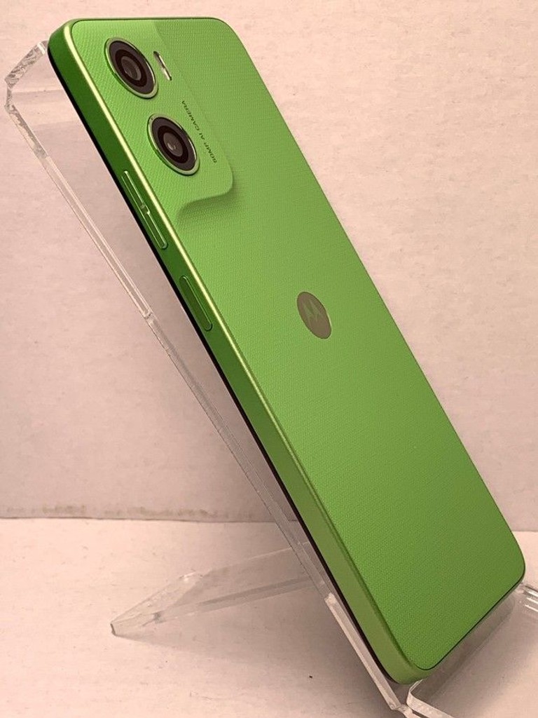 Оголошення Motorola moto g06 4g 4/64gb tendril Б/У