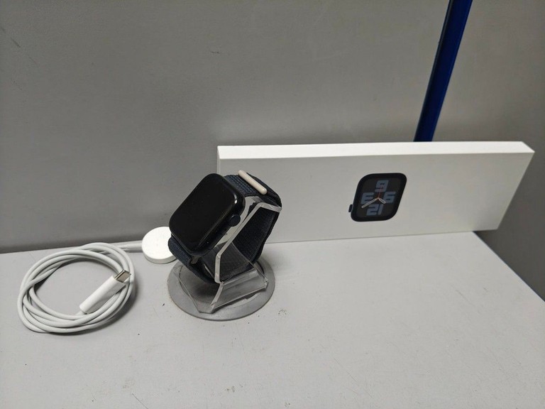Дешево Apple watch se 2 gps + cellular 44mm aluminum case з ломбарду