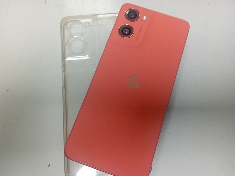 Дешево Motorola moto g06 4g 4/64gb tendril з ломбарду