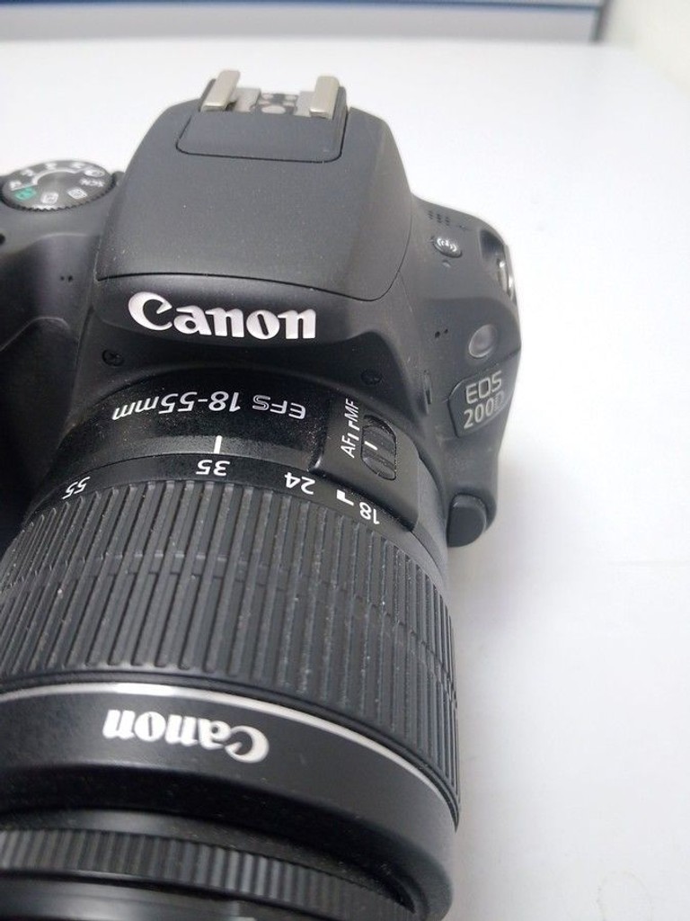 Canon eos 200d + ef-s 18-55mm f/3,5-5,6 dc iii Код:01-200971986. Изображение 7