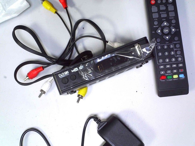 Оголошення Terrestrial dvb-t2 Б/У