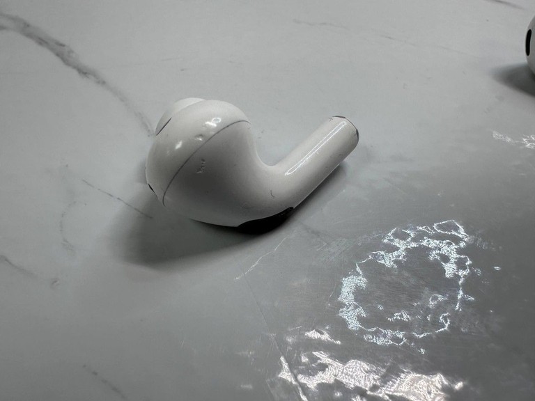 Apple airpods pro 2nd generation Код:01-200973843. Изображение 7