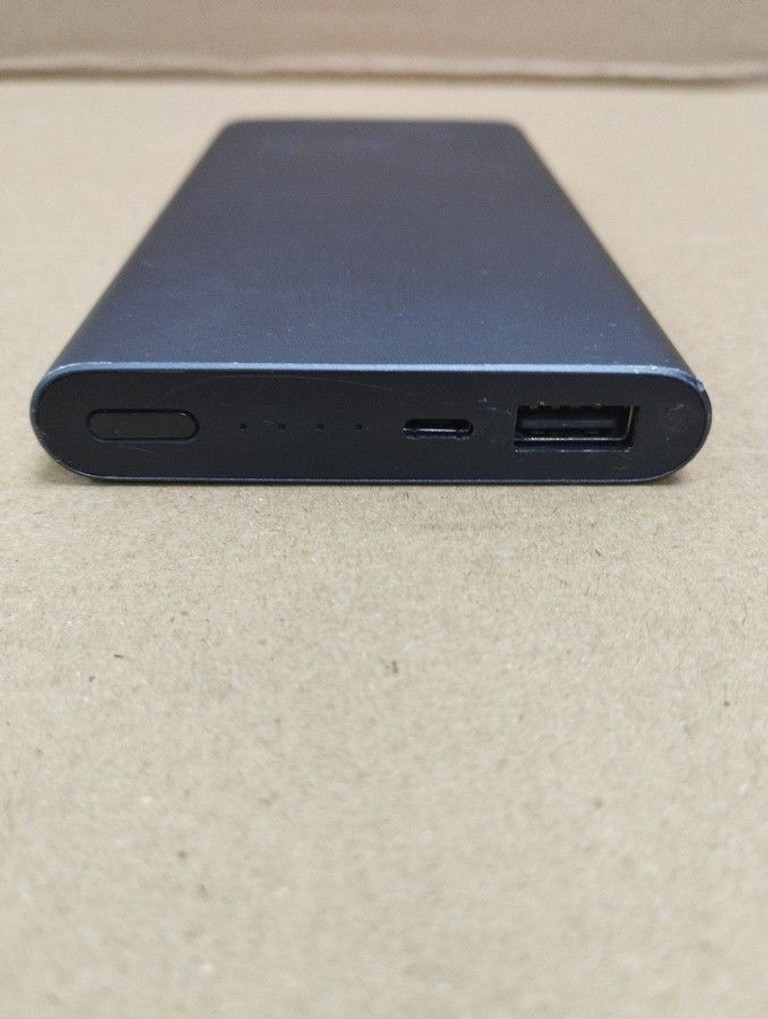 Дешиво Plm02Zm 10000mah с ломбарда