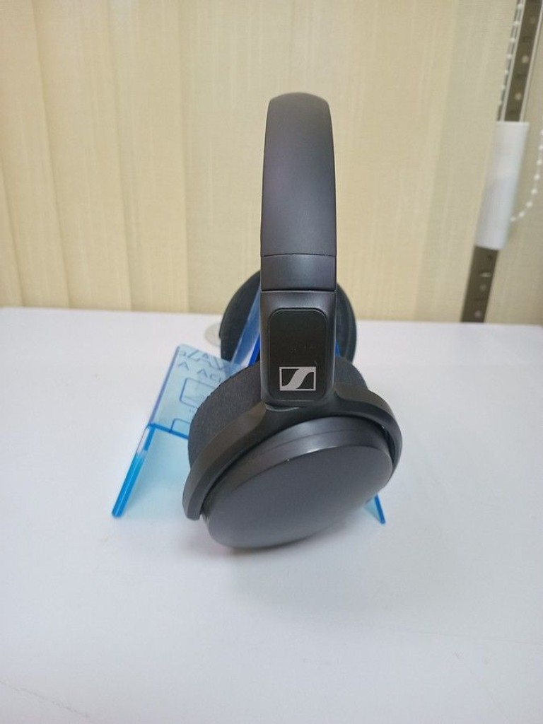 Дешиво Sennheiser hd 350 bt с ломбарда
