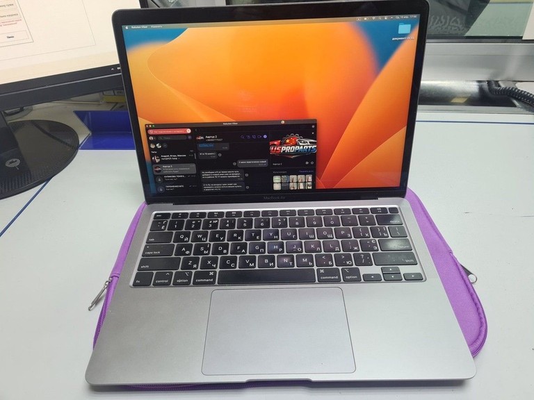 Купить Apple macbook air 13" 2020 a2179 core i3 1,1ghz/ram8gb/ssd256gb/intel iris plus graphics Б/У