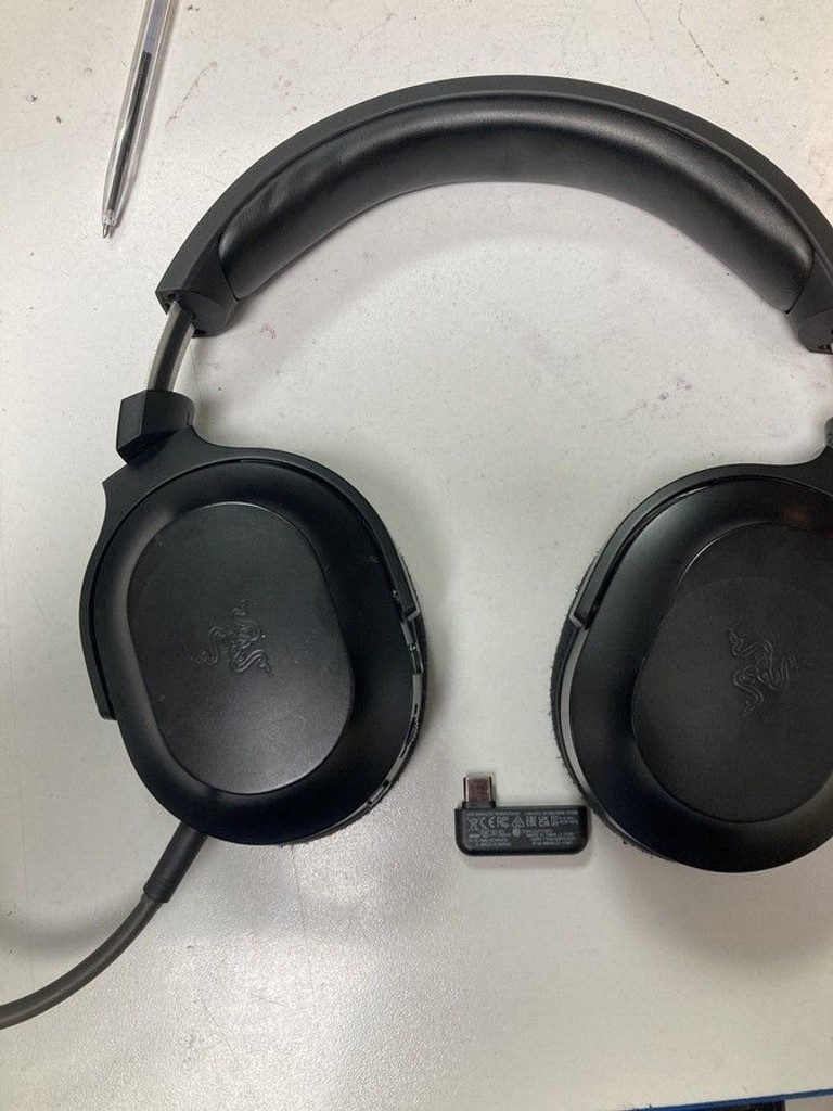 Купити Razer barracuda x 2022 Б/У