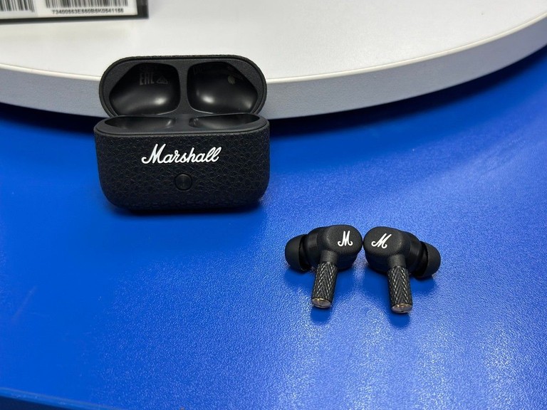 Купити Marshall motif ii a.n.c. Б/У