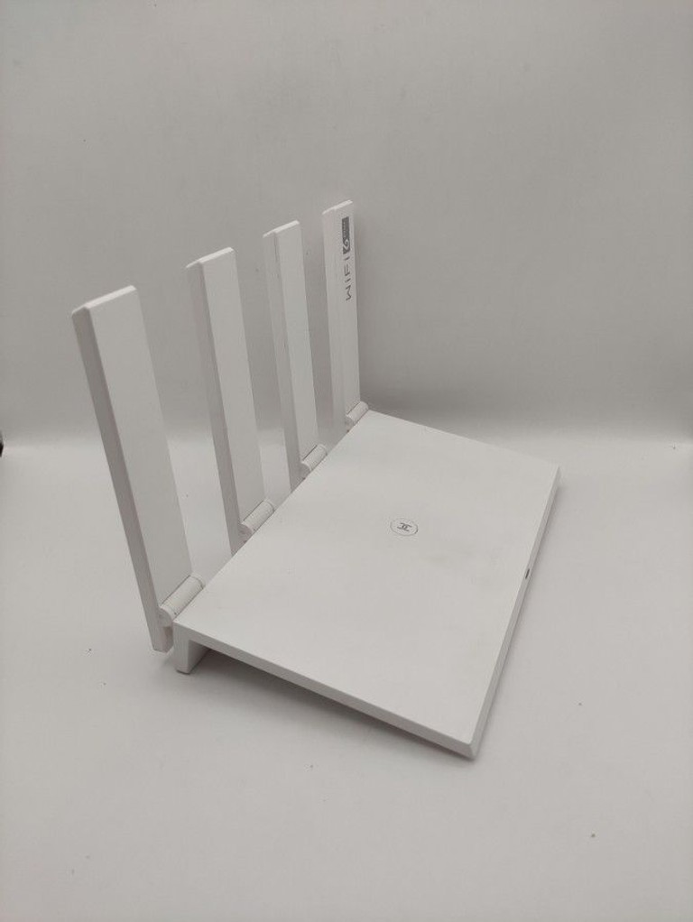 Дешиво Huawei WiFi AX3 WS7100-25 (53039916) с ломбарда