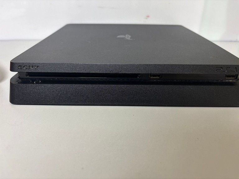 Объявление Sony playstation 4 slim 500gb Б/У