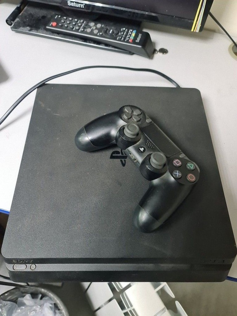 Купити Sony playstation 4 slim 500gb Б/У