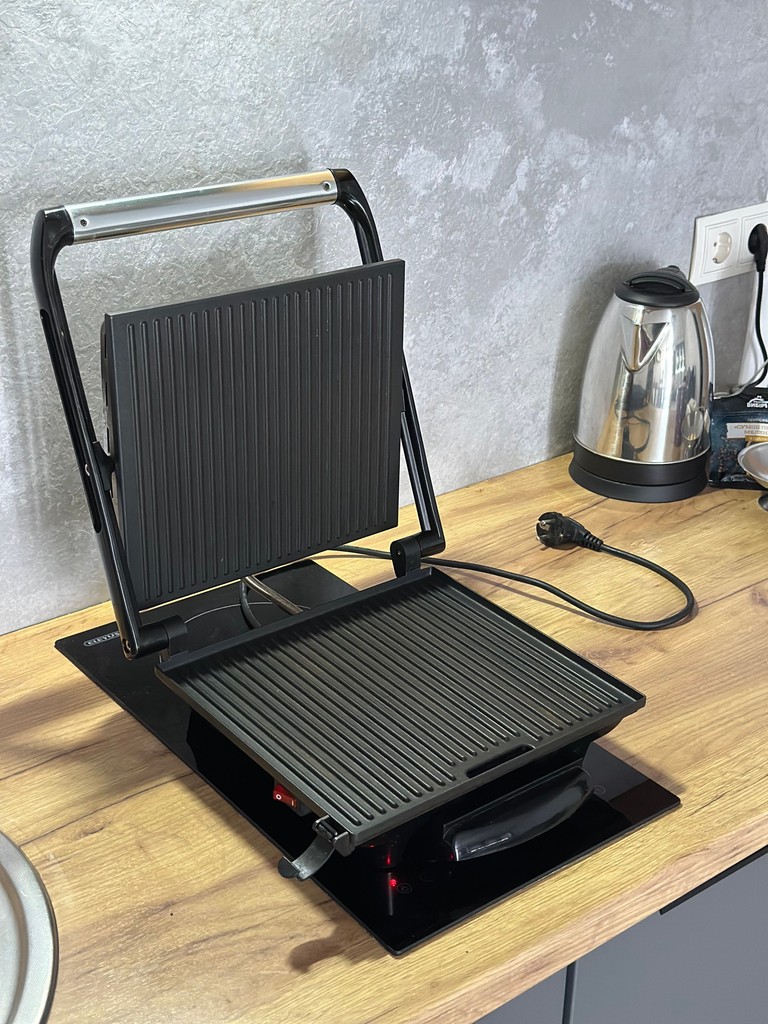Дешево Tefal OptiGrill GC706D34 з ломбарду